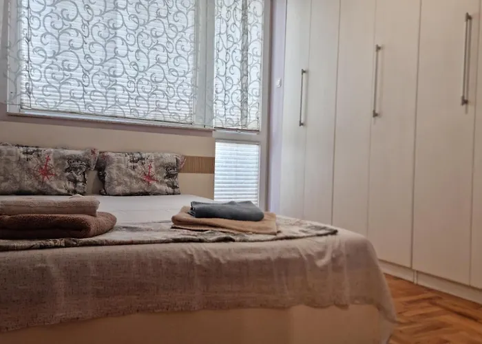 Apartment Two Close To Center, Varna