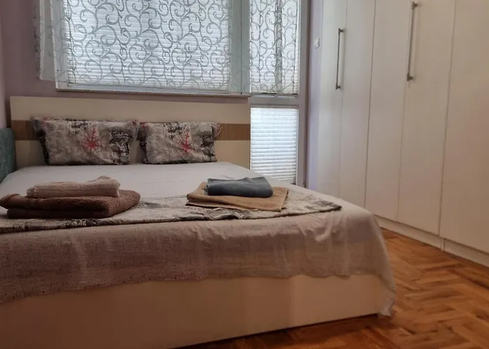 Apartment Two Close To Center,